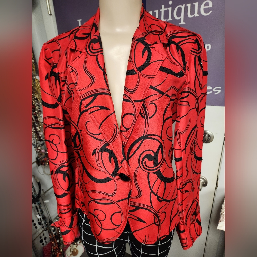 Blazer - Picture 5 of 6